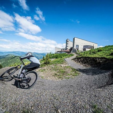 Ferienhaus Sara Bad Kleinkirchheim Bagian luar foto