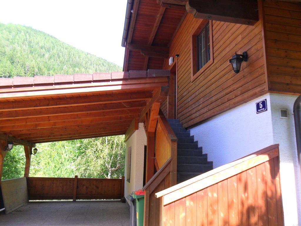 Ferienhaus Sara Bad Kleinkirchheim Bagian luar foto